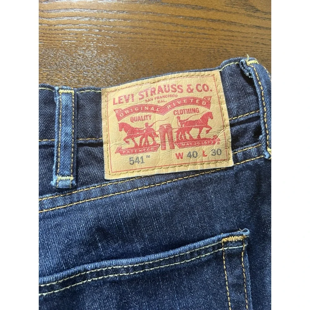Levis levi 541